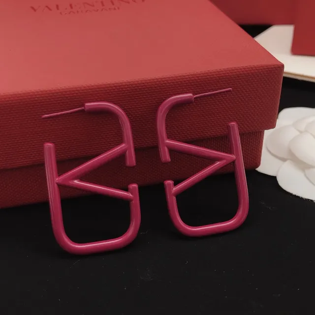 Geometric Matte Pink Open-Frame Hoop Earrings 7
