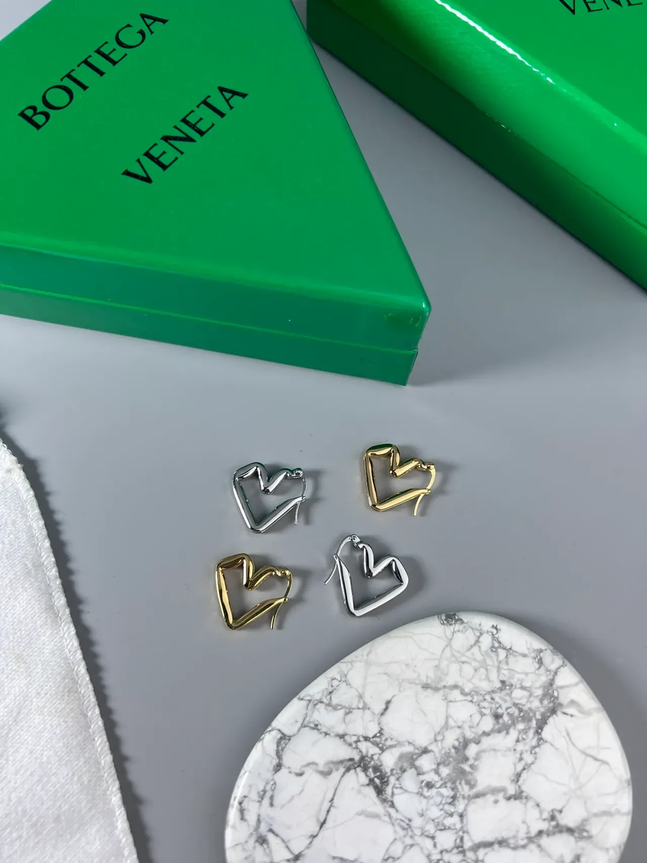 Gold and Silver Heart-Shaped Open Hoop Earrings 2
