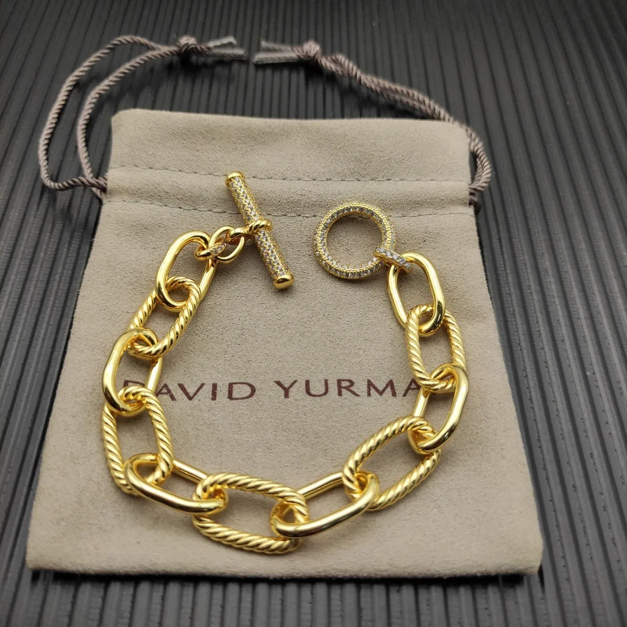 Gold Chunky Oval Links Twisted Rope Detailing Bracelet 7