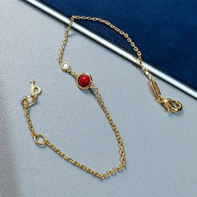 Gold Fine Chain-Link Single Cabochon Gemstone Bracelet 3