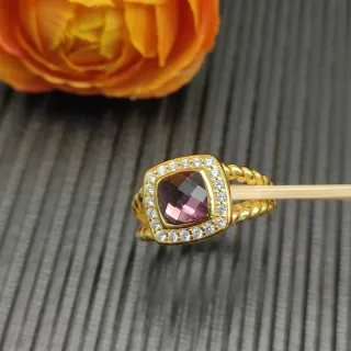 Gold Pink Cushion-Cut Central Stone Halo Setting Ring