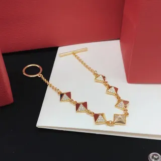 Pulsera de Cadena con Motivo de Enlace Pirámide en Oro y Rojo