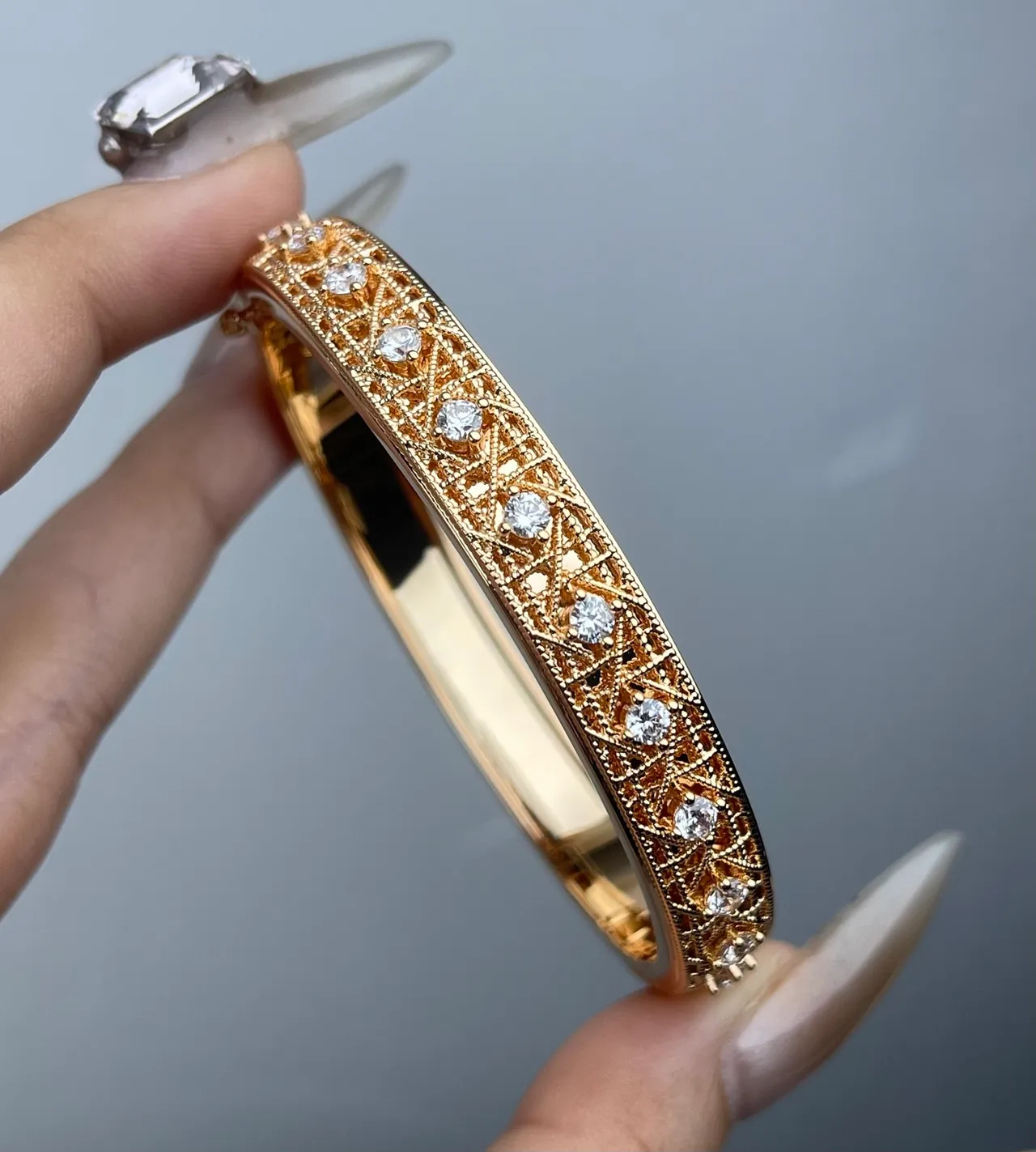 Gold Silver Filigree Lattice Pavé-Set Stones Bracelet 5