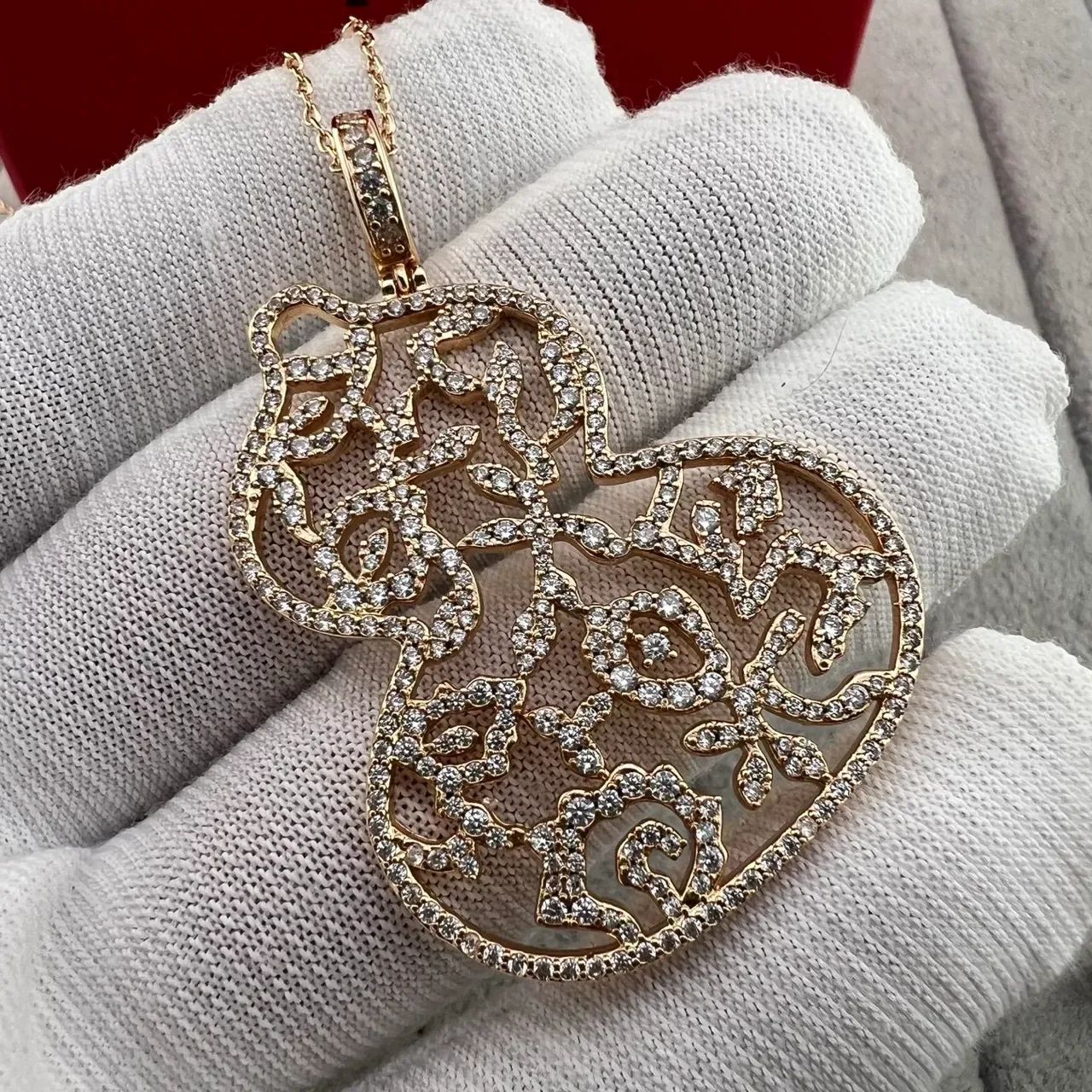 Gold Silver Heart-Shaped Filigree Necklace 4
