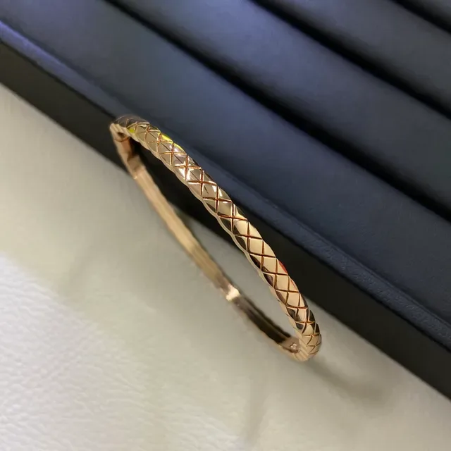Gold Silver Quilted Diamond Pattern Rigid Bangle Bracelet 5