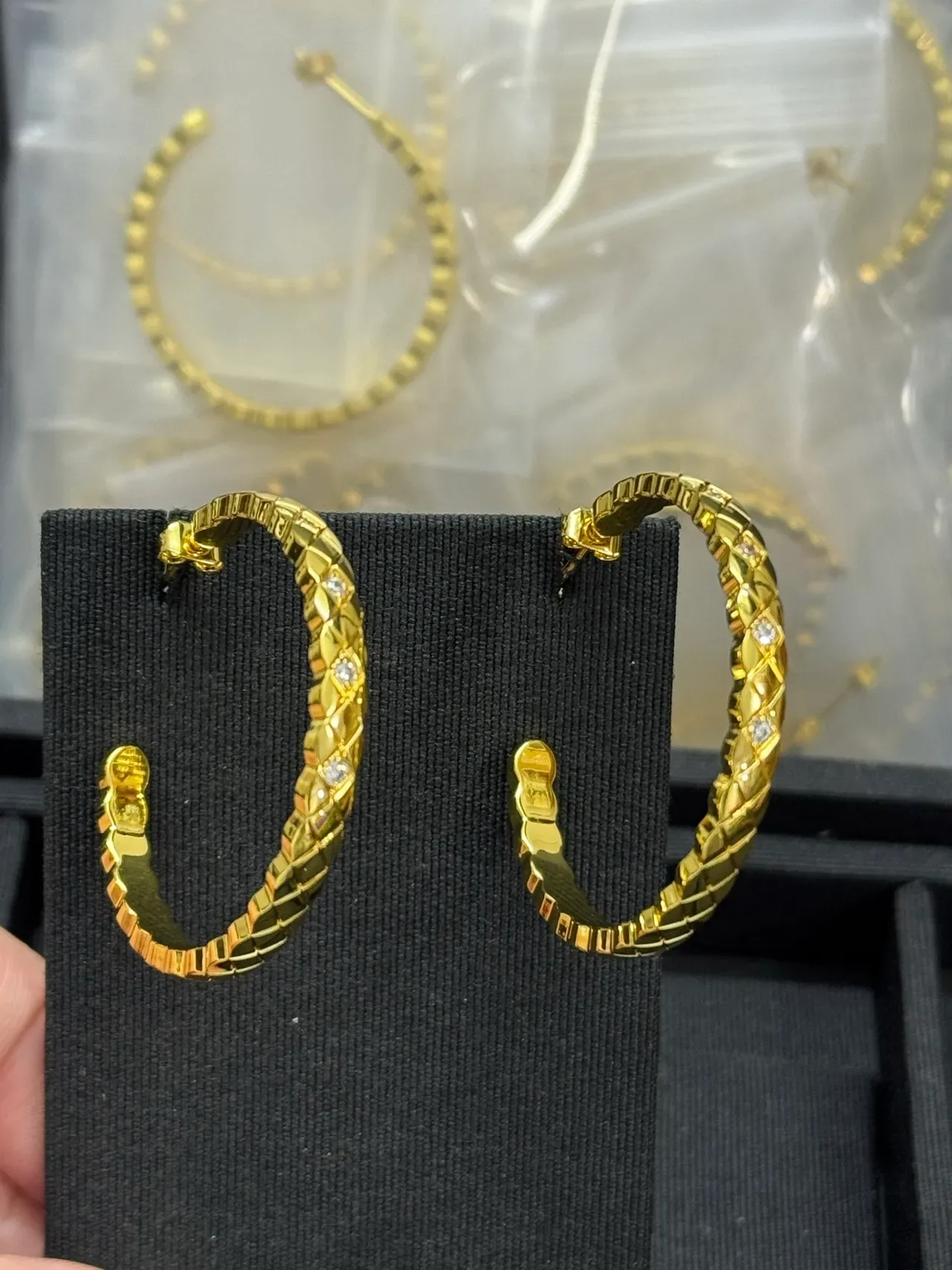 Gold Textured Geometric Hoop Earrings 9