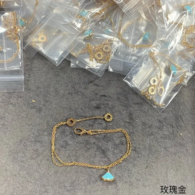Gold-Tone Double-Chain Fan Pendant Bracelet 2