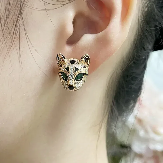 Gold-Tone Fox Head Pavé Crystal Earring 9
