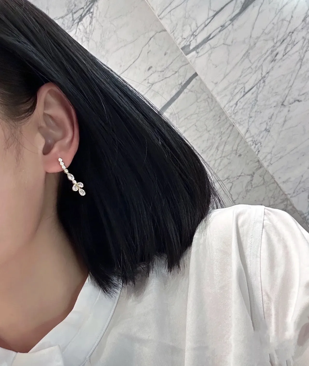 Gold-Tone Multi-Stone Chandelier Drop Earrings 4