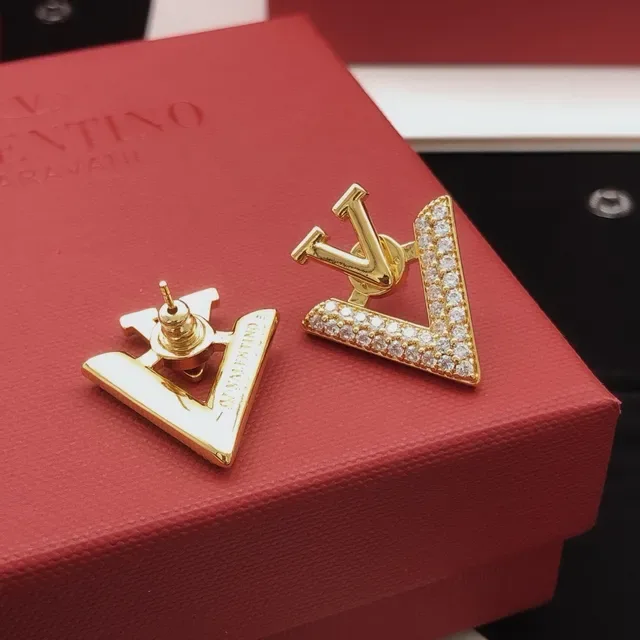 Gold-Tone Pavé Crystal V-Shaped Stud Earrings 5