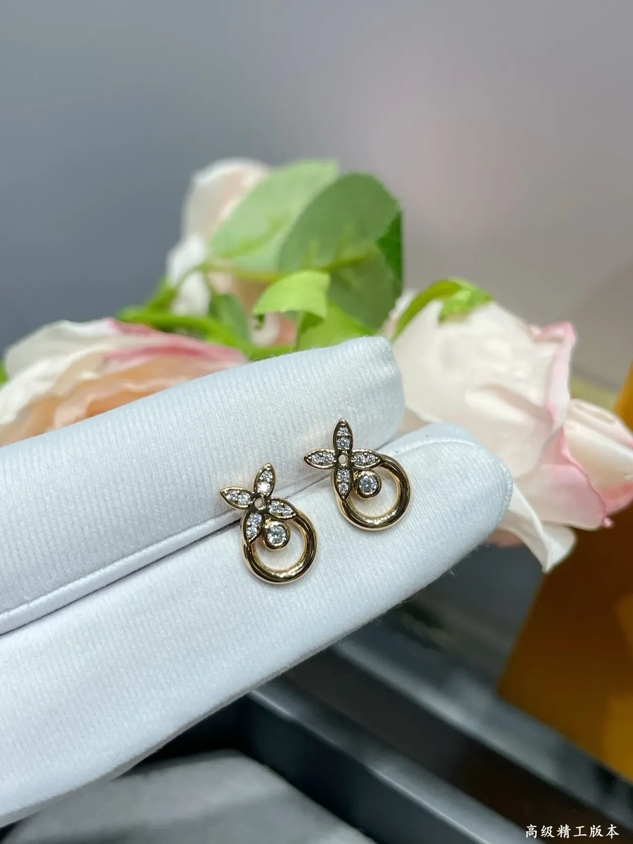 Gold-Tone Pavé Floral Motif Stud Earrings 3