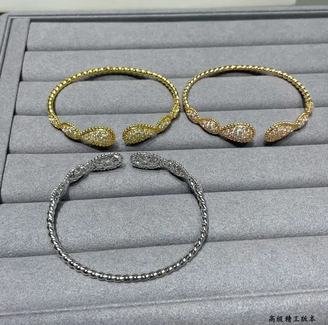Gold-Tone Pavé Teardrop Link Bracelet 4