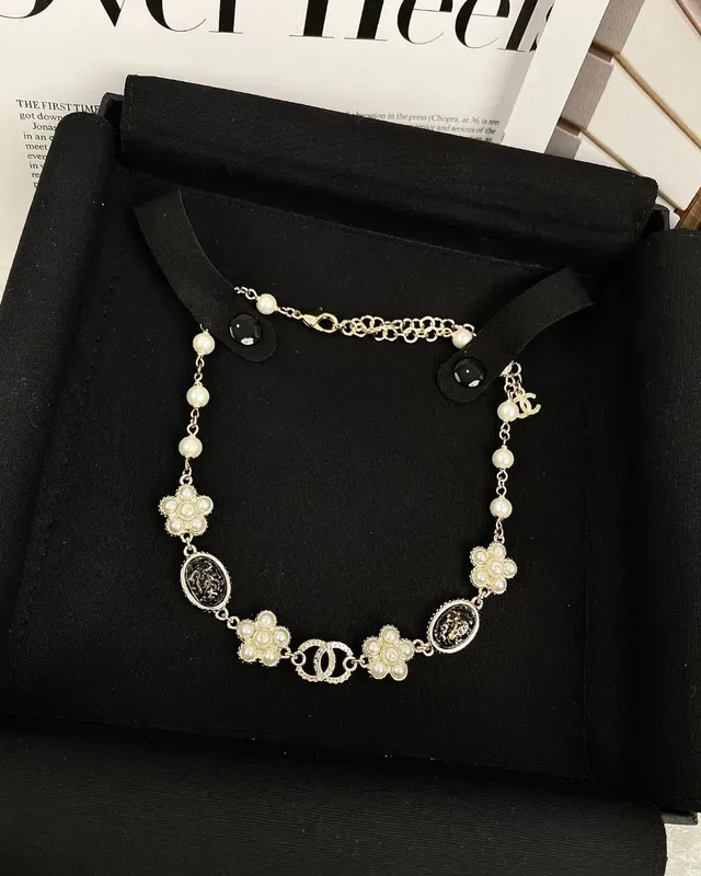 Gold-Tone Pearl and Resin Cabochon Cluster Necklace 2