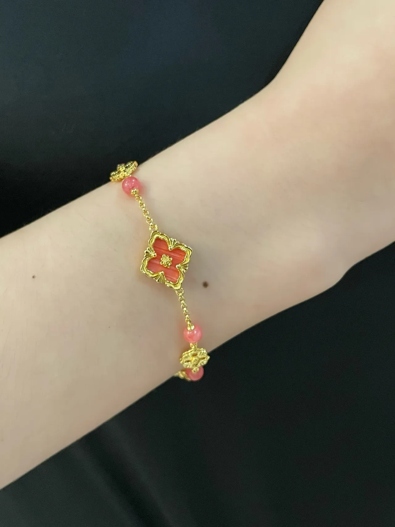 Gold-Tone Quatrefoil Floral Beaded Chain Bracelets 9