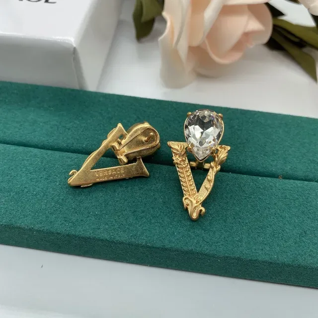 Gold Transparent Ornate Leaf-Motif Pear-Shaped Crystal Earrings 7