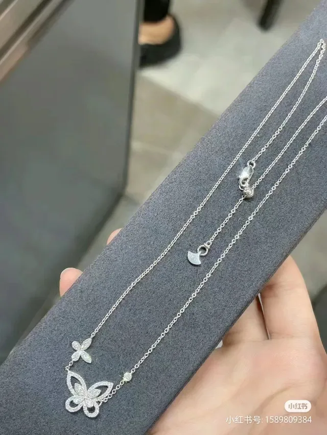 Graff Butterfly Pavé Diamond Necklace 3