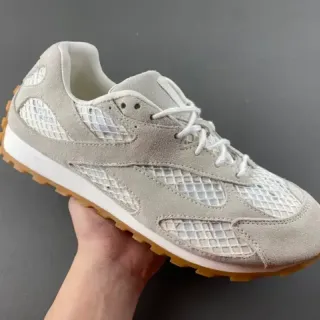 حذاء رياضي رمادي من المشبك والشبكة Retro Runner