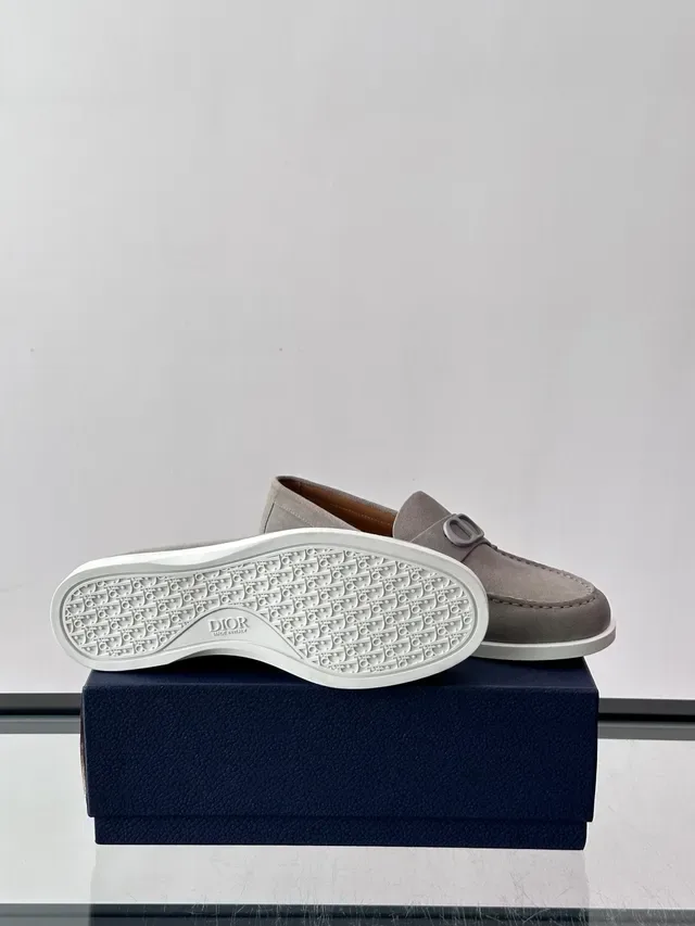 Gray White Suede Upper Moccasin Stitching Loafer 2