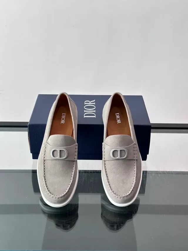 Gray White Suede Upper Moccasin Stitching Loafer 4