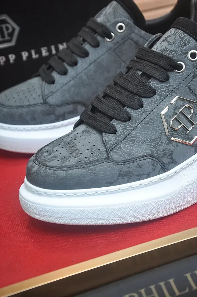 Gray White Textured Upper Platform Sole Sneakers 2