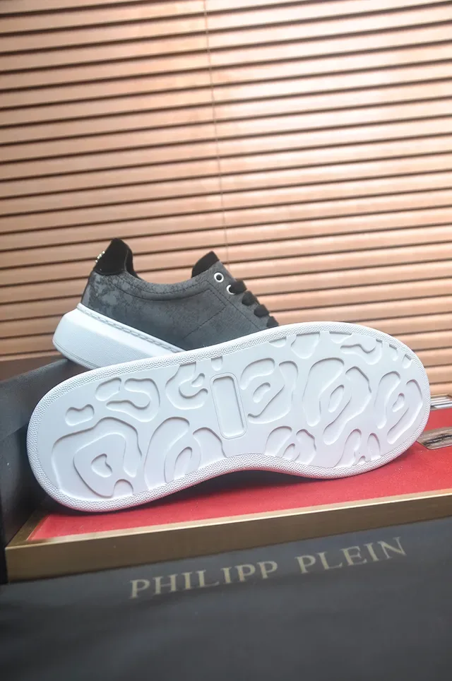 Gray White Textured Upper Platform Sole Sneakers 3