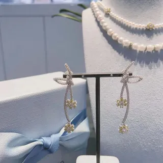 HEFANG Silver Yellow Bow-Top Dangle Flower Motifs Earrings