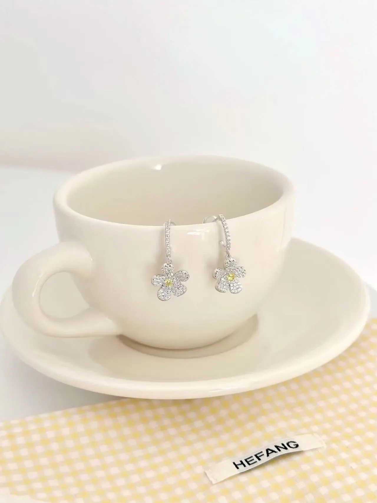 HEFANG Silver Yellow Bow-Top Dangle Flower Motifs Earrings 4