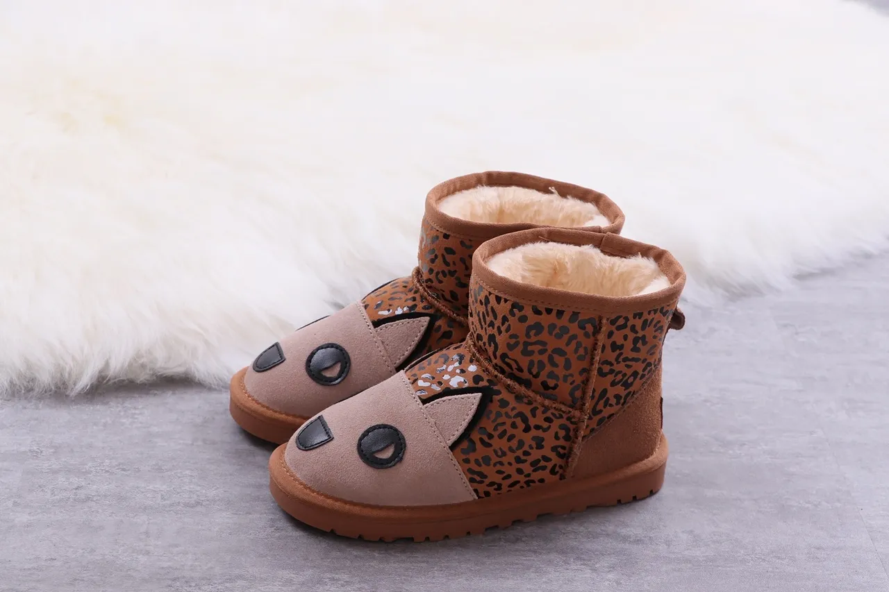 Leopard Print Animal-Face Shearling-Lined Snow Boots 10