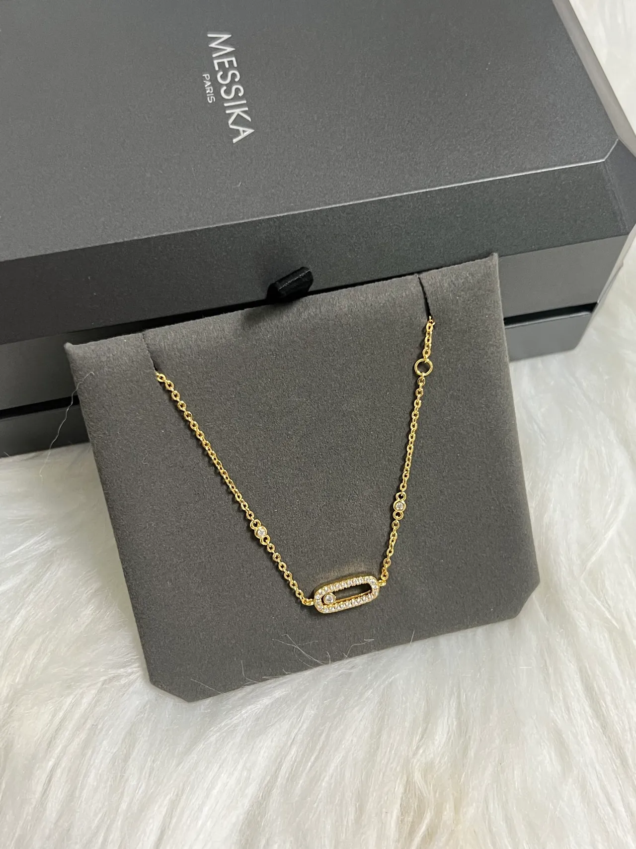 Messika Silver Oval Sliding Diamond Pendant Necklace 3