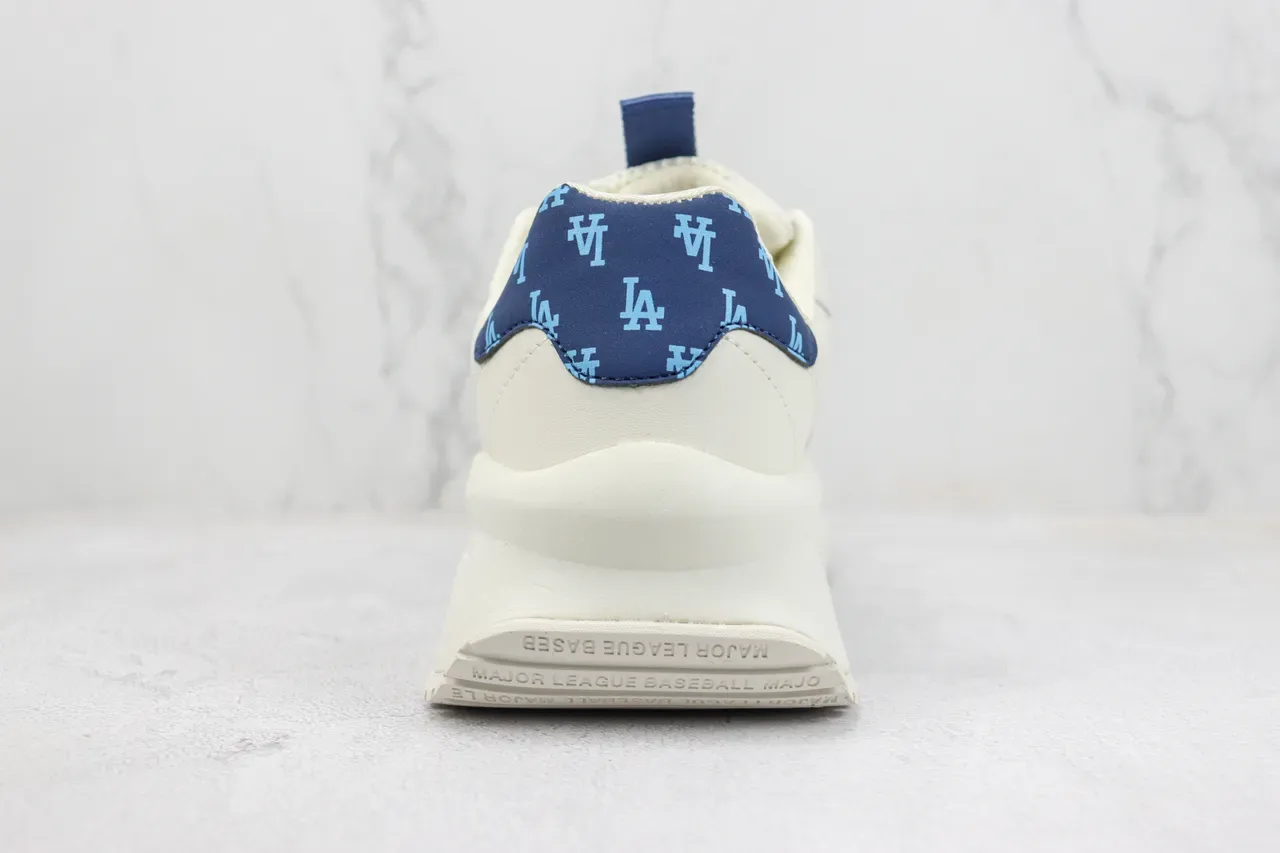 MLB LA Logo Chunky Lifestyle Sneaker 9
