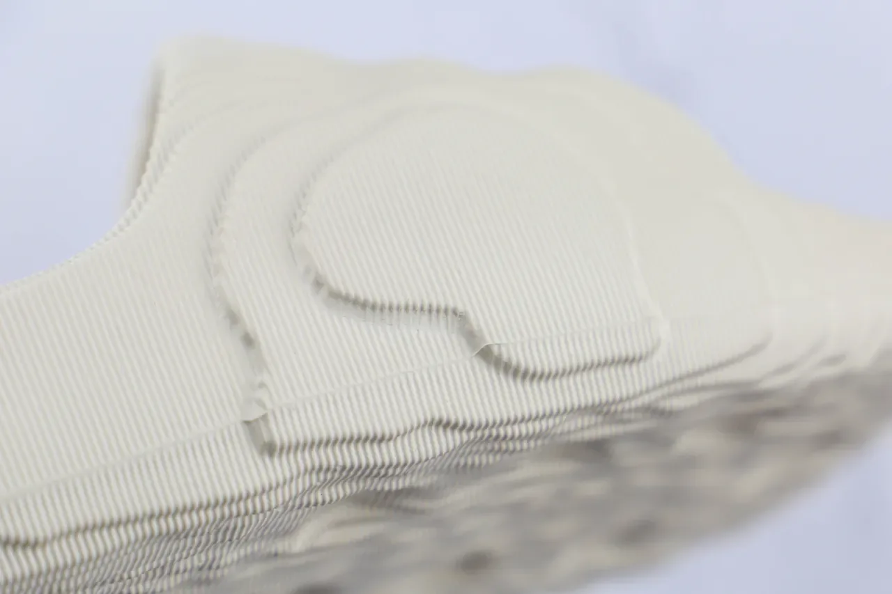 Monochrome Molded Ribbed Strap Slipper 3