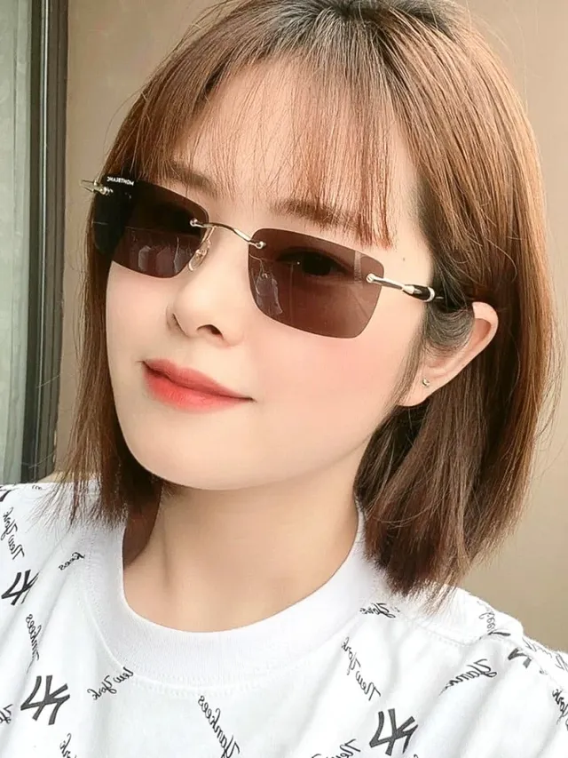 Montblanc Rimless Rectangular Gold-Accented Black Sunglasses 2