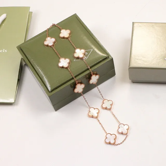 Multicolor Four-Leaf Clover Pendant Rose-Gold Chain Necklace 7