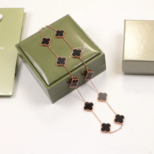 Multicolor Four-Leaf Clover Pendant Rose-Gold Chain Necklace 8