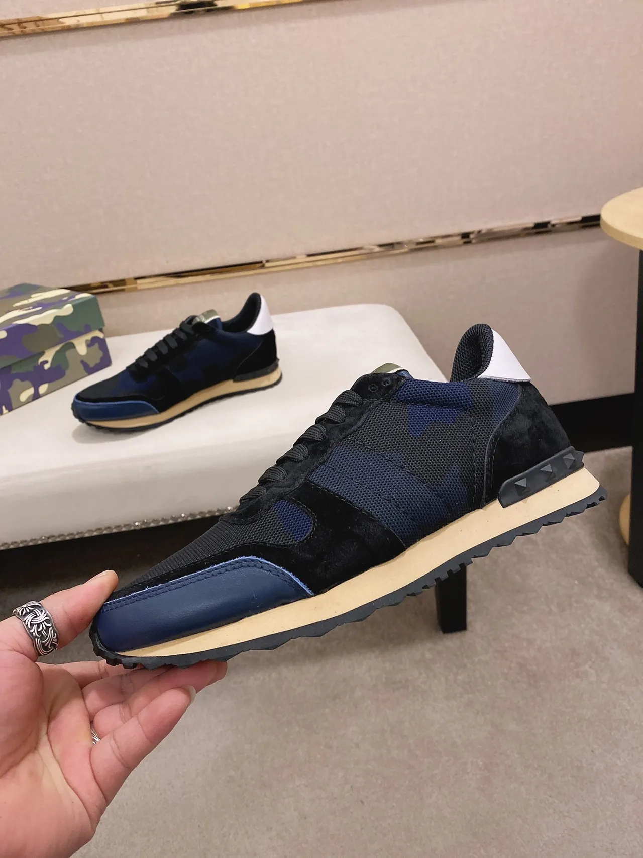 Navy and Blue Mixed-Material Low-Top Sneaker 8