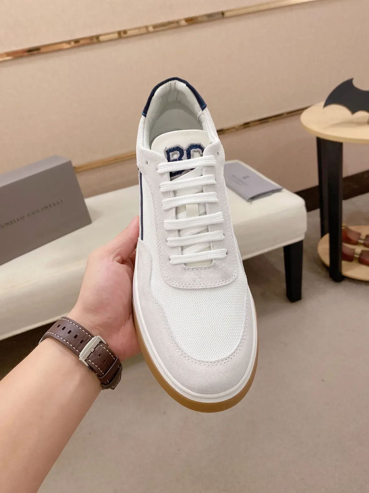 Off-White and Navy Piped Low-Top Lifestyle Sneaker 5