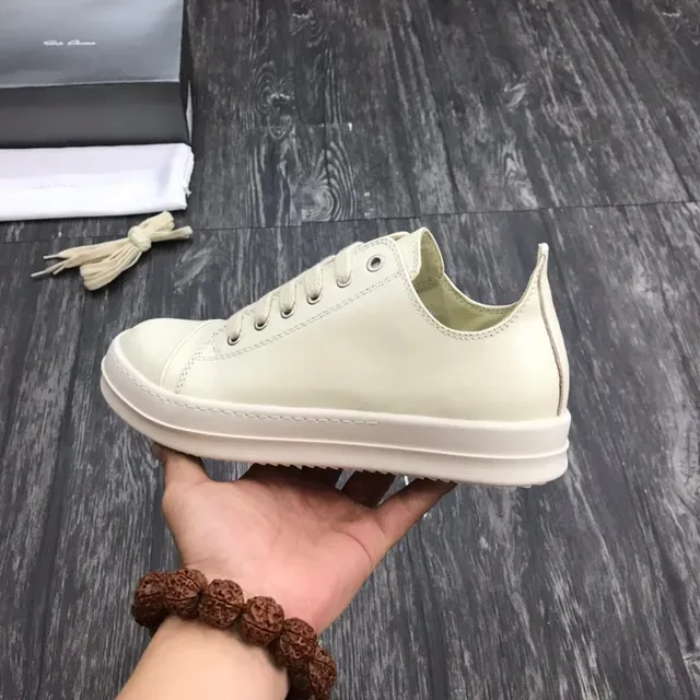 Off-White Leather-Like Low-Top Lifestyle Sneakers 4