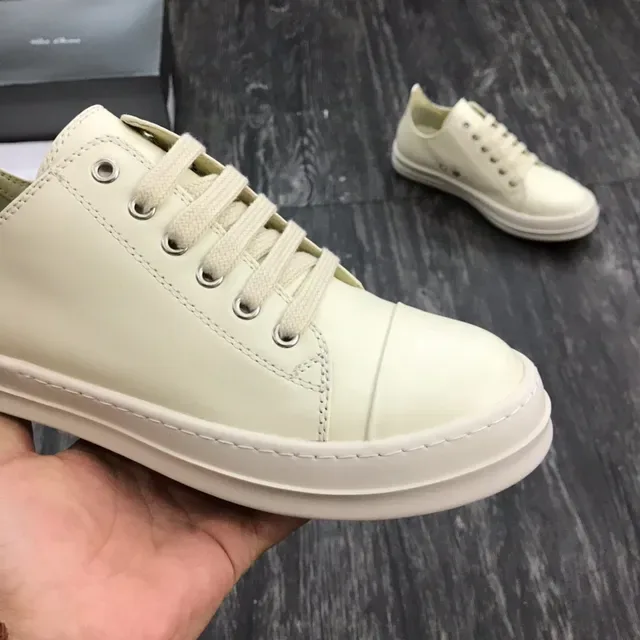 Off-White Leather-Like Low-Top Lifestyle Sneakers 7