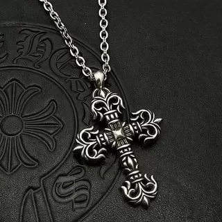 Ornate Filigree Cross Pendant Necklace 3