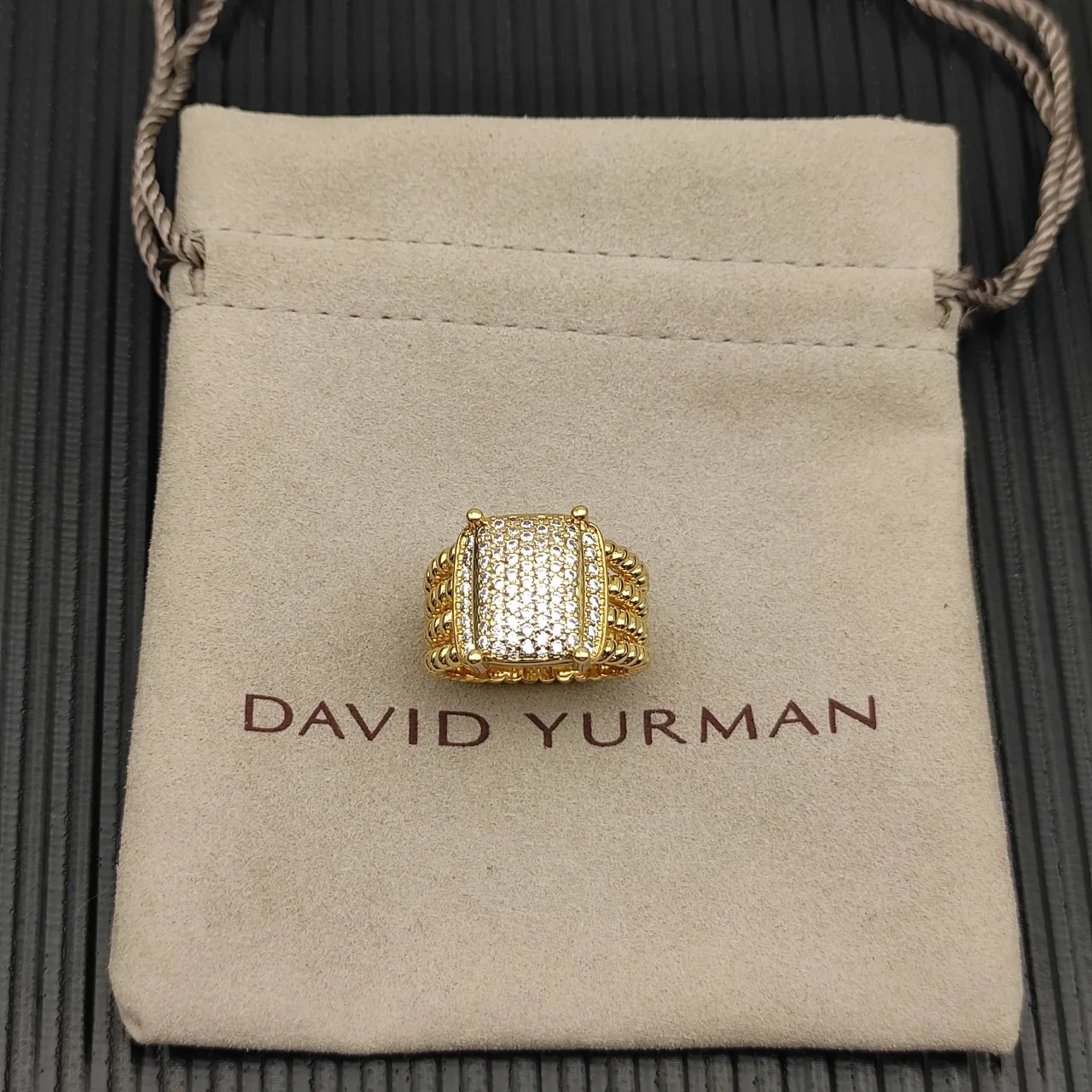 Pavé Diamond Cushion Face Twisted Rope Band Ring 9