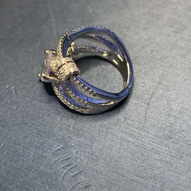 Pear-Cut Pavé Knot Motif Ring 4
