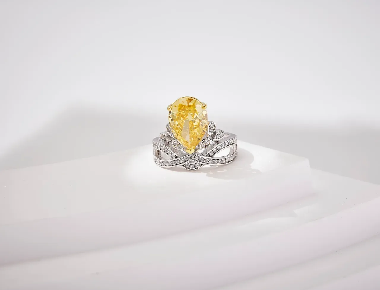 Pear-Cut Pink Gemstone Pavé Diamond Tiara-Style Ring 3