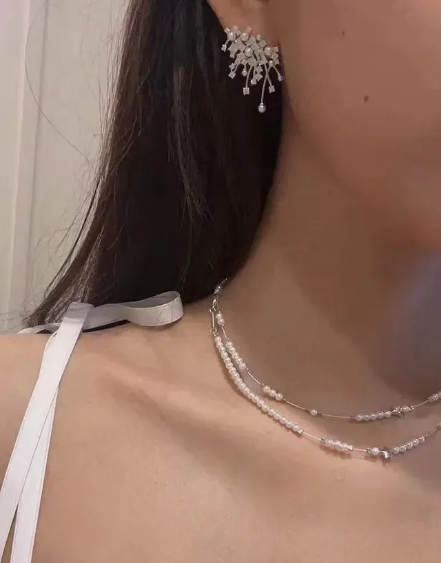 Pearl and Crystal Floral Branch Dangling Earrings 2