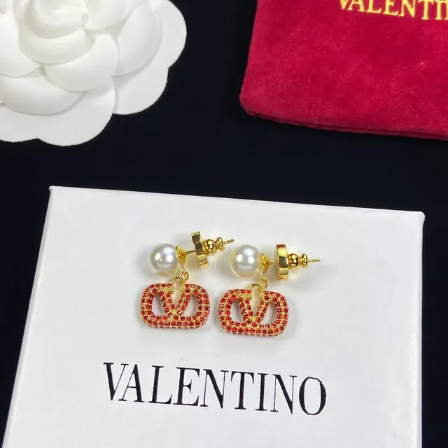 Pearl-Top Red Crystal V Motif Dangling Earrings 4
