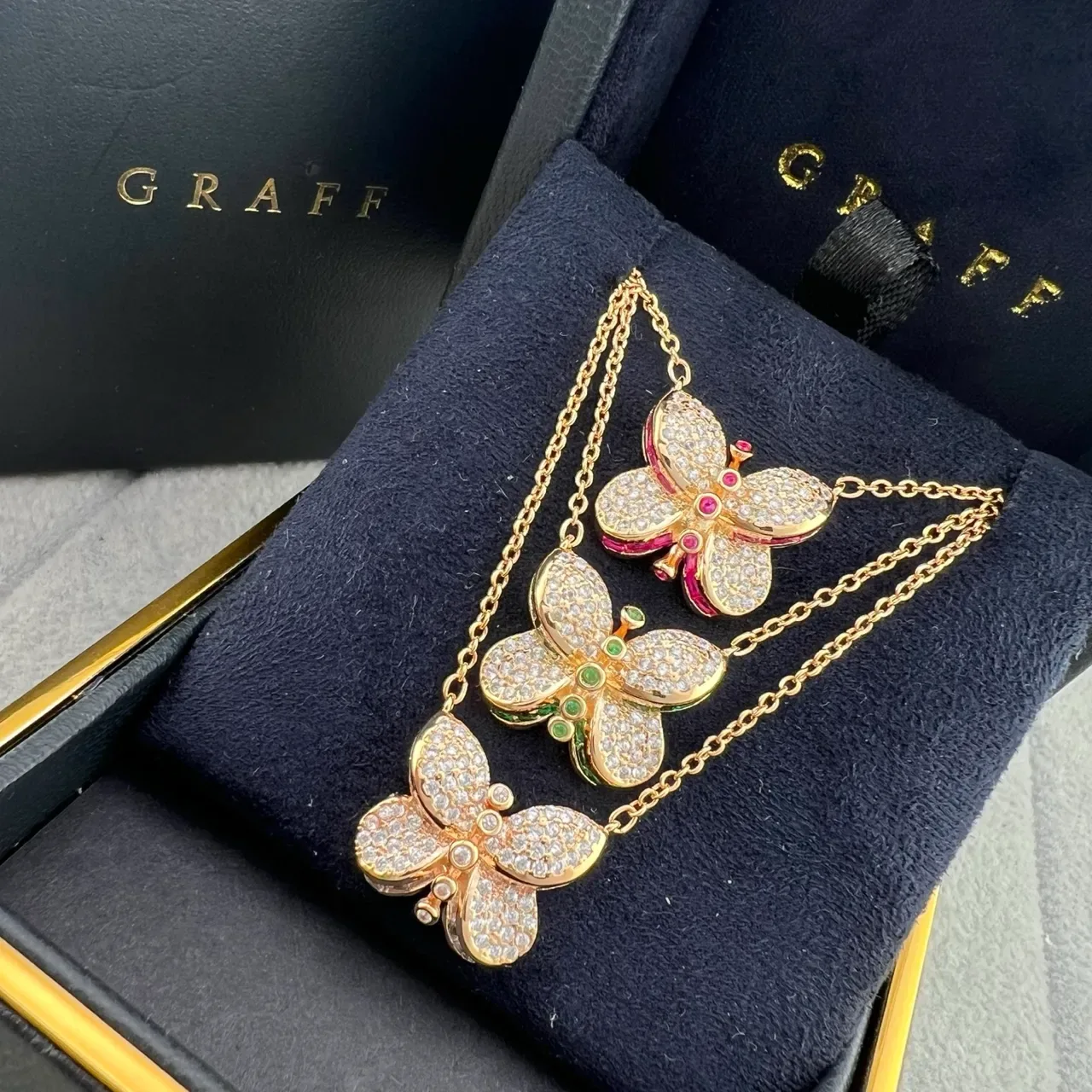 RAFF Silver Pink Butterfly Motif Pavé-Set Diamonds Necklace 8