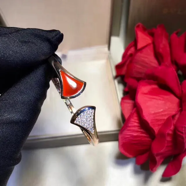 Red Gold Open Bangle Asymmetrical Fan Ends Bracelet 3