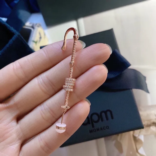 Rose Gold Pavé Diamond Coiled Wire Linear Earring 9