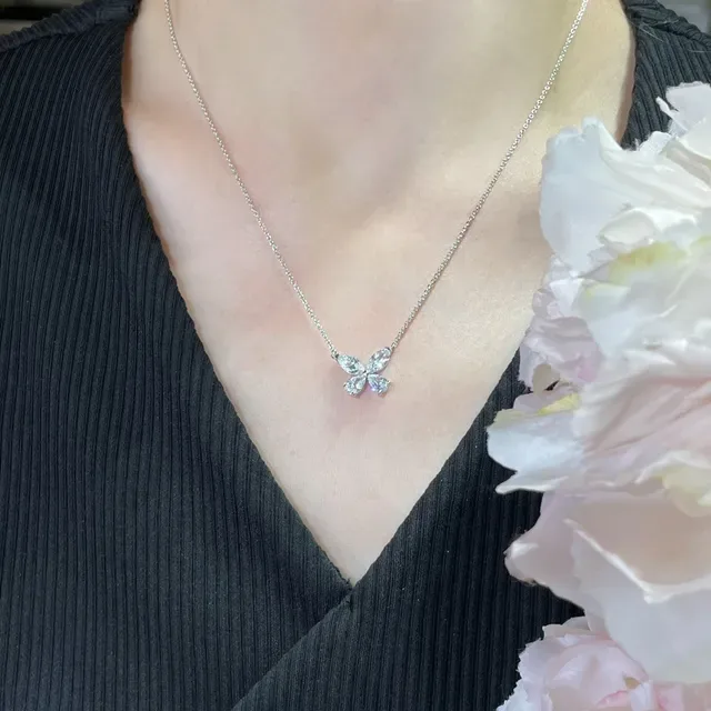 Silver Chain Marquise-Cut Stone Pendant Necklace 9