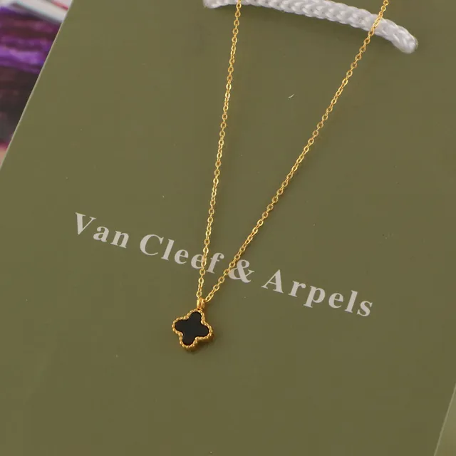 Silver Gold Clover-Shaped Pendant Beaded Edge Necklace 4
