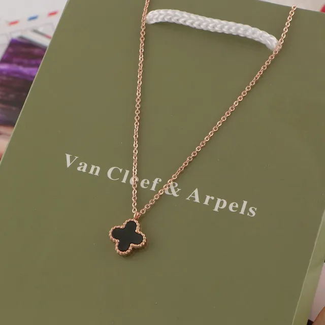 Silver Gold Clover-Shaped Pendant Beaded Edge Necklace 8